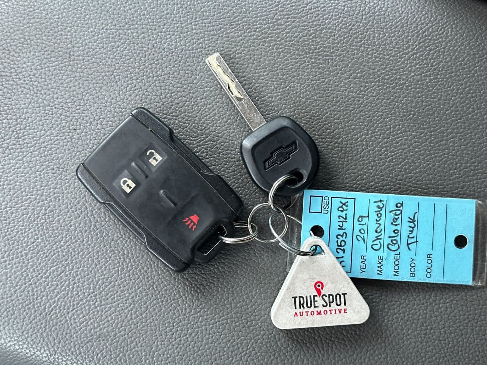 Used 2019 Chevrolet Colorado W/T RWD image 27
