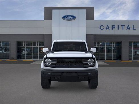 New 2025 Ford Bronco Outer Banks image 6