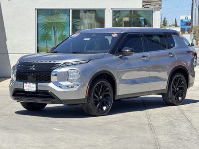 Used 2022 Mitsubishi Outlander SE