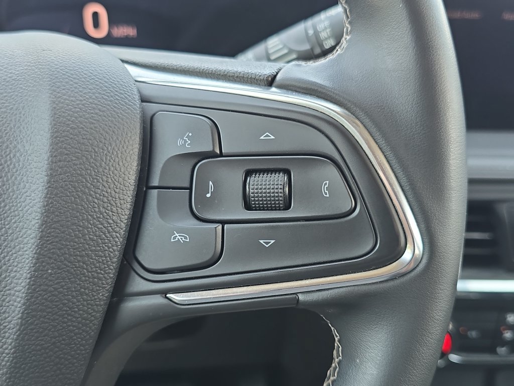 Certified 2024 Buick Encore GX Preferred AWD/4WD image 19