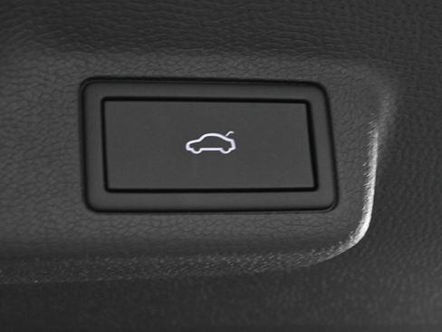 New 2025 Volkswagen ID. Buzz Pro S image 11