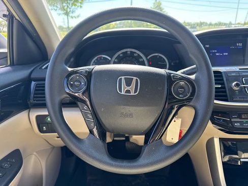 Used 2016 Honda Accord LX image 20