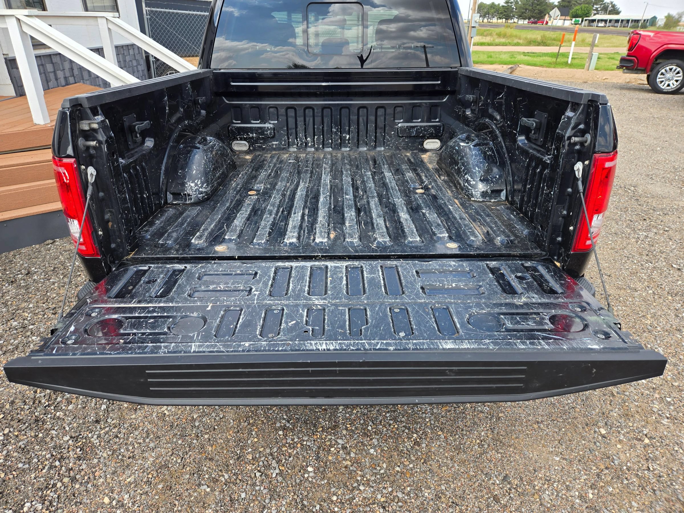 Used 2016 Ford F150 XLT w/ Equipment Group 302A Luxury RWD image 6