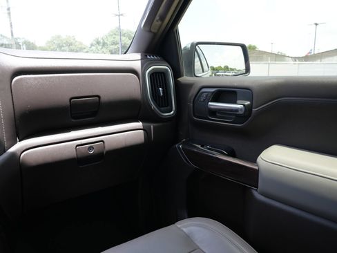 Used 2019 GMC Sierra 1500 SLT RWD image 9