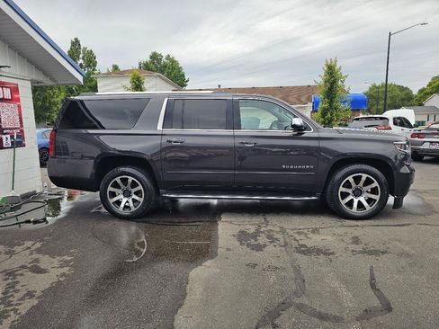 Used 2017 Chevrolet Suburban Premier AWD/4WD image 13