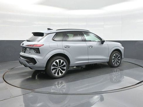 New 2026 Audi Q3 quattro 2.0T AWD/4WD image 7
