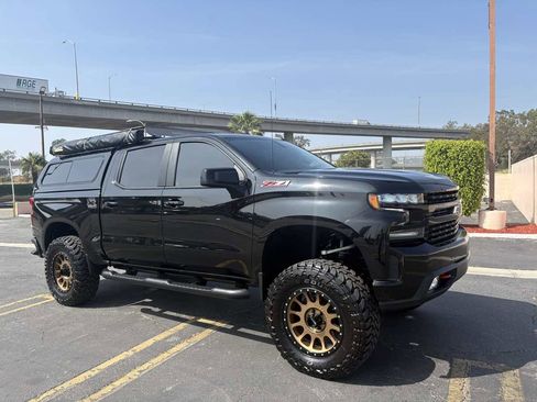 Used 2022 Chevrolet Silverado 1500 LT Trail Boss image 38