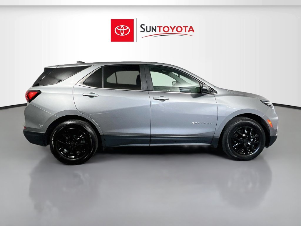 Used 2024 Chevrolet Equinox LT FWD image 2