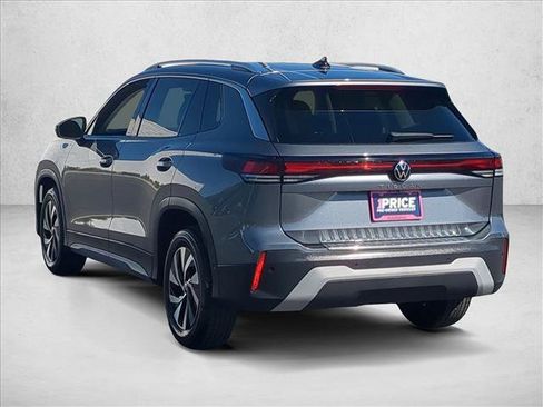 Used 2025 Volkswagen Tiguan S FWD image 8