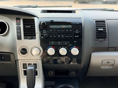 Used 2008 Toyota Tundra SR5 w/ TRD Off-Road Pkg AWD/4WD image 18