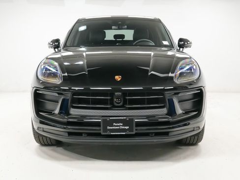 Certified 2026 Porsche Macan AWD/4WD image 7