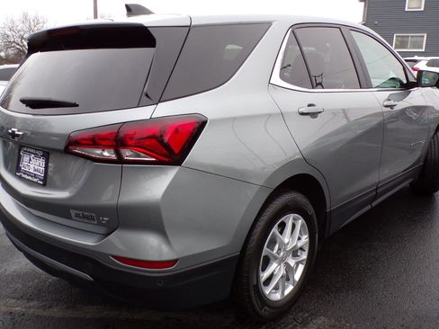 Used 2024 Chevrolet Equinox LT w/ LPO, Floor Liner Package image 2