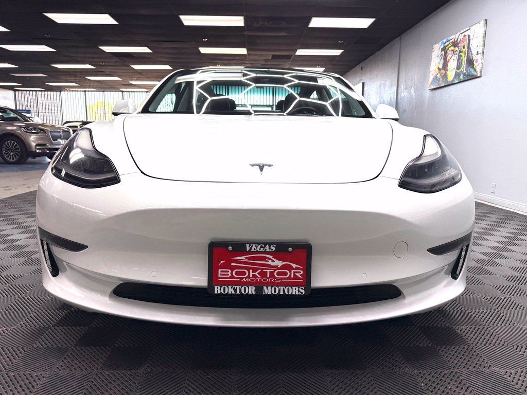 Used 2022 Tesla Model 3 RWD image 3