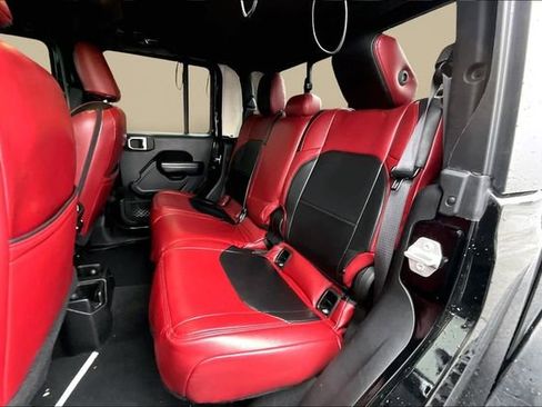 Used 2020 Jeep Gladiator Sport w/ Quick Order Package 24S image 16