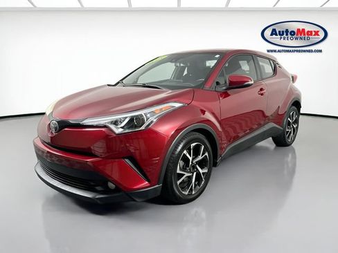 Used 2018 Toyota C-HR XLE FWD image 4