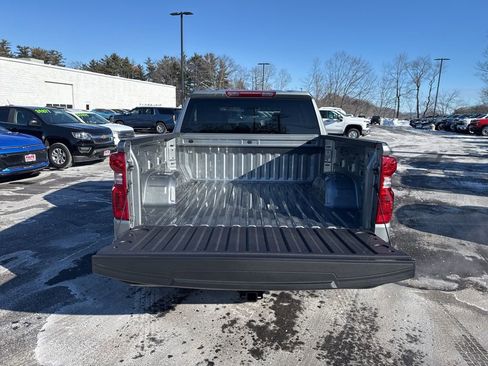 Used 2025 Chevrolet Silverado 1500 W/T w/ WT Value Package image 5