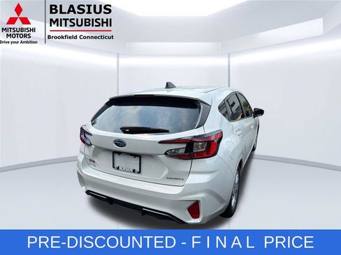 Used 2025 Subaru Impreza 2.0i AWD/4WD image 9