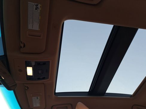 Used 2023 Lexus ES 350 w/ Premium Package image 31