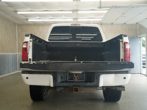 Used 2014 Ford F350 Platinum AWD/4WD image 42