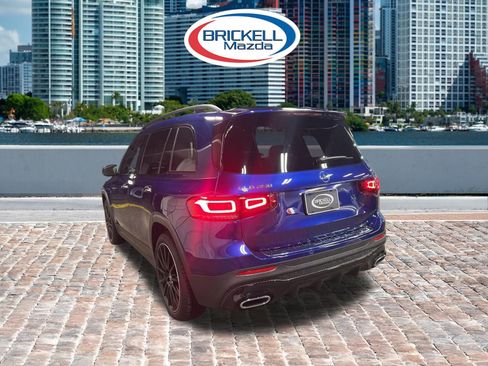 Used 2023 Mercedes-Benz GLB 250 image 4