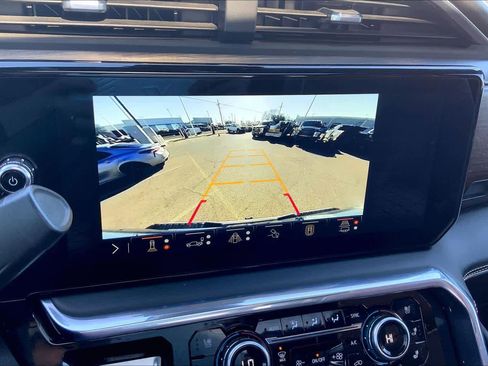 Used 2024 GMC Sierra 2500 Denali Ultimate image 27