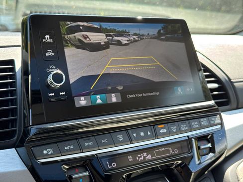 New 2025 Honda Odyssey EX-L image 29