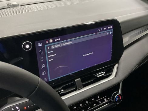 New 2026 Chevrolet Equinox LT w/ Convenience Package II image 25