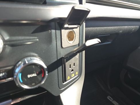 Certified 2025 Ford F150 Lariat AWD/4WD image 22