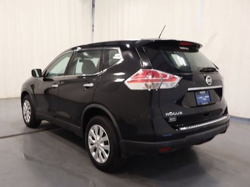 Used 2015 Nissan Rogue S image 6