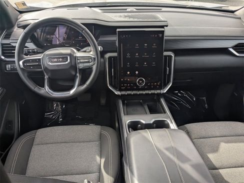 Certified 2025 GMC Acadia Elevation image 12