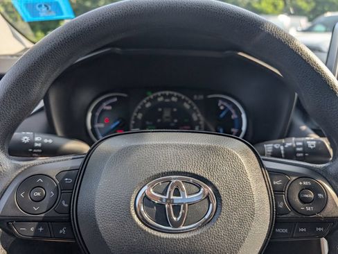 Certified 2024 Toyota RAV4 XLE AWD/4WD image 25