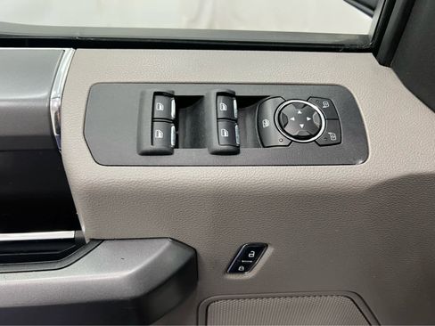 Used 2016 Ford F150 XLT w/ Equipment Group 301A Mid image 19