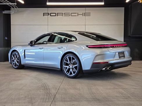 Certified 2026 Porsche Panamera RWD image 3