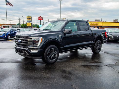 Used 2023 Ford F150 Lariat w/ Equipment Group 502A High AWD/4WD image 3