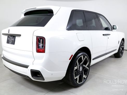 New 2026 Rolls-Royce Cullinan Black Badge AWD/4WD image 2