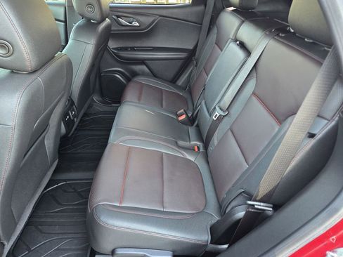 Used 2023 Chevrolet Blazer RS w/ Enhanced Convenience Package image 19