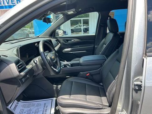 Used 2026 Chevrolet Traverse LT AWD/4WD image 10