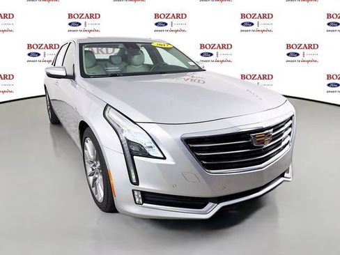 Used 2017 Cadillac CT6 Luxury RWD image 1