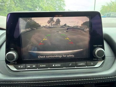 Used 2021 Nissan Rogue S FWD image 28