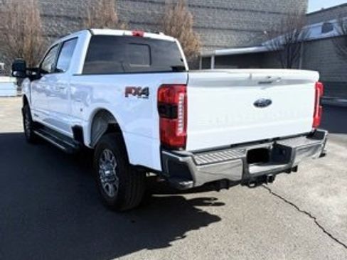Used 2023 Ford F350 Lariat w/ Tow Technology Package image 8