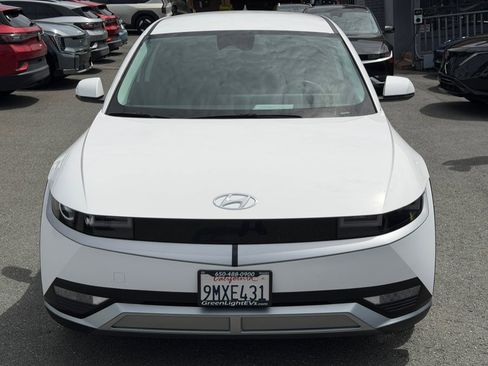 Used 2024 Hyundai Ioniq 5 SE image 2