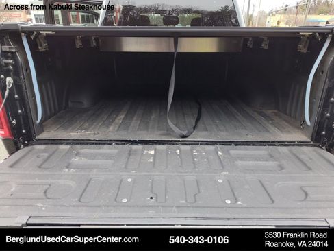 Used 2017 Ford F150 Lariat image 13