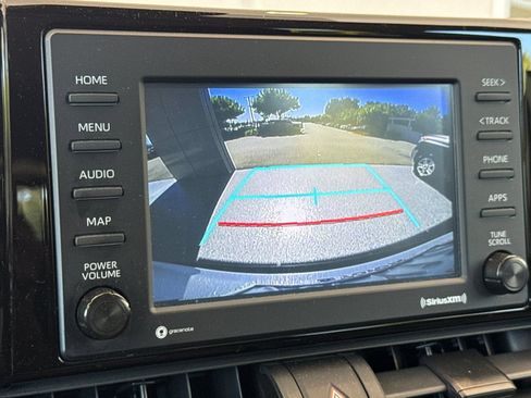 Used 2021 Toyota RAV4 LE FWD image 42