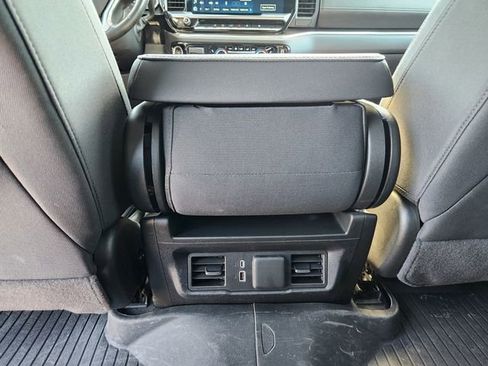 Certified 2024 Chevrolet Silverado 2500 LT w/ All Star Edition image 18