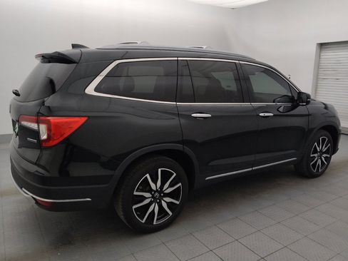 Used 2019 Honda Pilot Touring image 10
