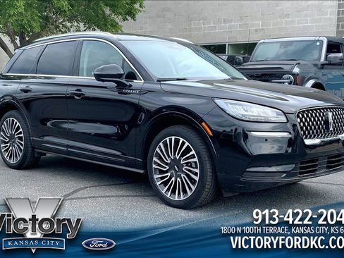 Used 2021 Lincoln Corsair Grand Touring AWD/4WD image 1