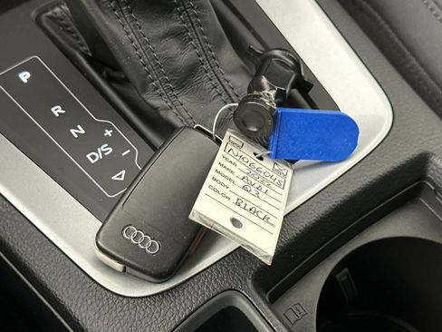 Used 2022 Audi Q3 2.0T Premium Plus w/ Premium Plus Package image 23