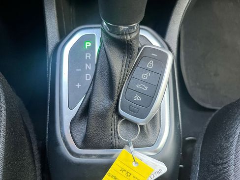 Used 2020 Jeep Renegade Sport image 34