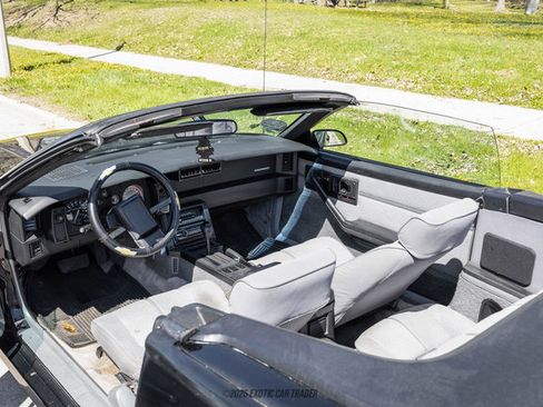 Used 1989 Chevrolet Camaro LT RWD image 29