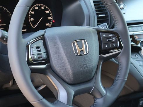 New 2026 Honda Odyssey EX-L image 13